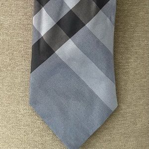 Light blue Burberry tie